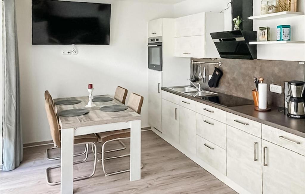 Gorgeous Apartment In Graal-Mueritz With Wifi ภายนอก รูปภาพ